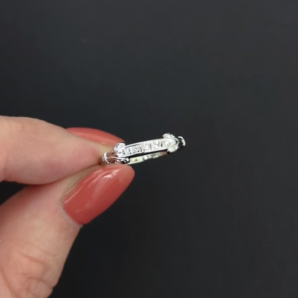 1935 VINTAGE DIAMOND WEDDING RING 18k WHITE GOLD STACKING BAND ART DECO NATURAL