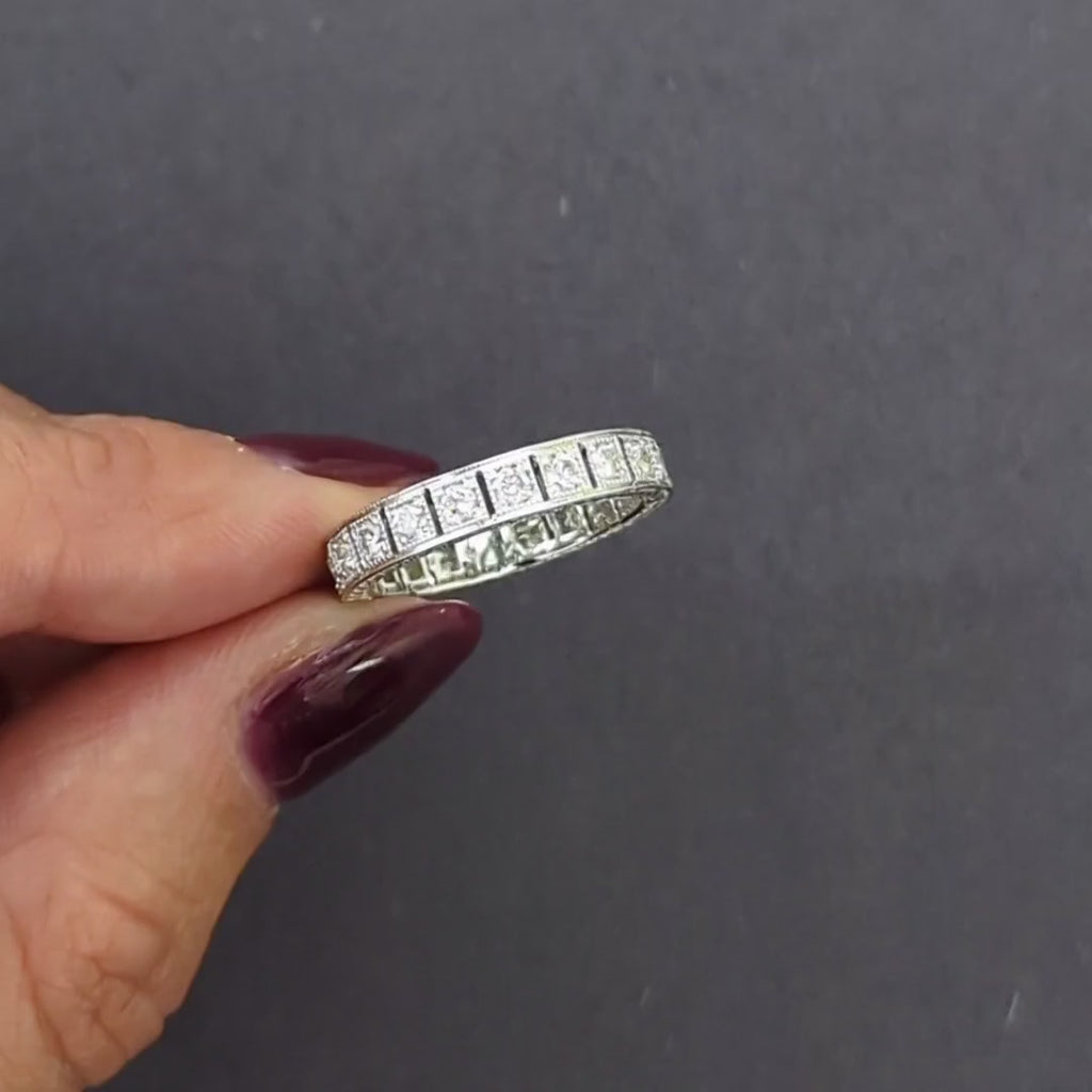 VINTAGE STYLE DIAMOND BAND WEDDING RING WHITE GOLD ENGRAVED ART DECO ETERNITY