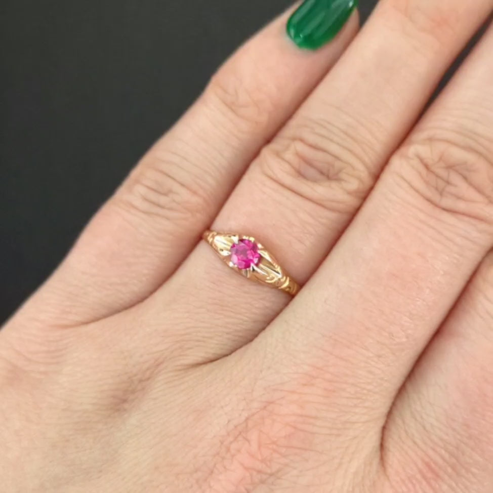 VINTAGE RUBY SOLITAIRE RING 10k YELLOW GOLD PINK RED BUTTERCUP COCKTAIL ROUND