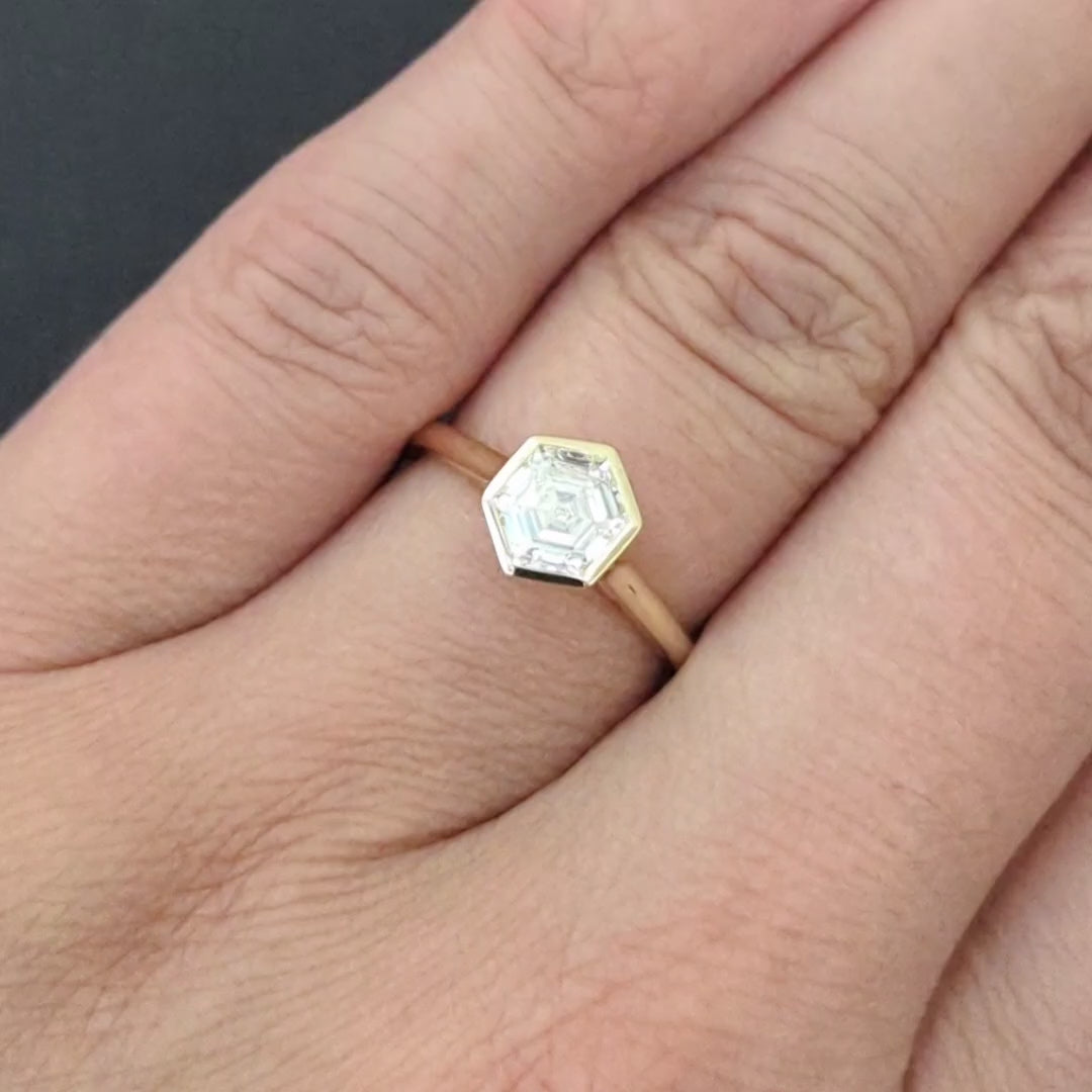 1ct LAB CREATED DIAMOND ENGAGEMENT RING BEZEL HEXAGON PLATINUM SOLITAIRE