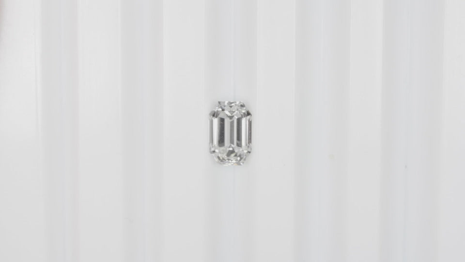 2 CARAT LAB CREATED DIAMOND IGI CERTIFIED E VVS2 LOOSE DEEP CORNER EMERALD CUT