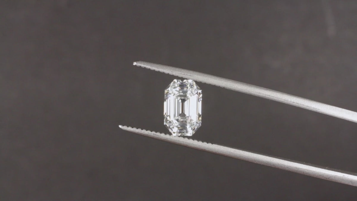 LAB CREATED 2.06ct D VS1 ANTIQUE EMERALD CUT DIAMOND IGI CERTIFIED ENGAGEMENT
