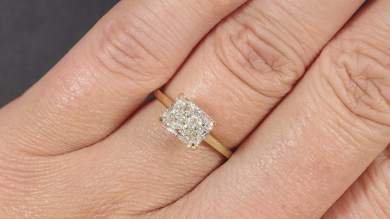 2ct GIA CERTIFIED DIAMOND ENGAGEMENT RING RADIANT CUT EAST WEST SOLITAIRE GOLD