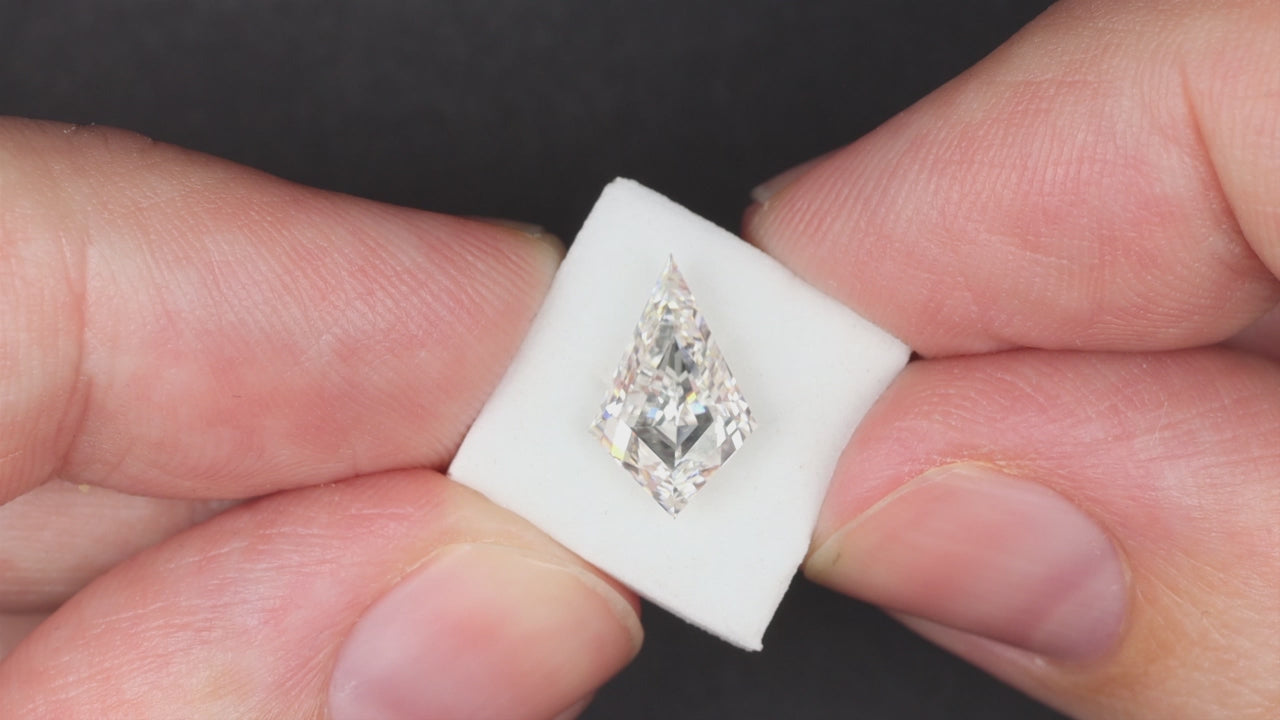 LAB CREATED 2.13ct E VS2 KITE SHAPE DIAMOND IGI CERTIFIED ENGAGEMENT LOOSE 2ct