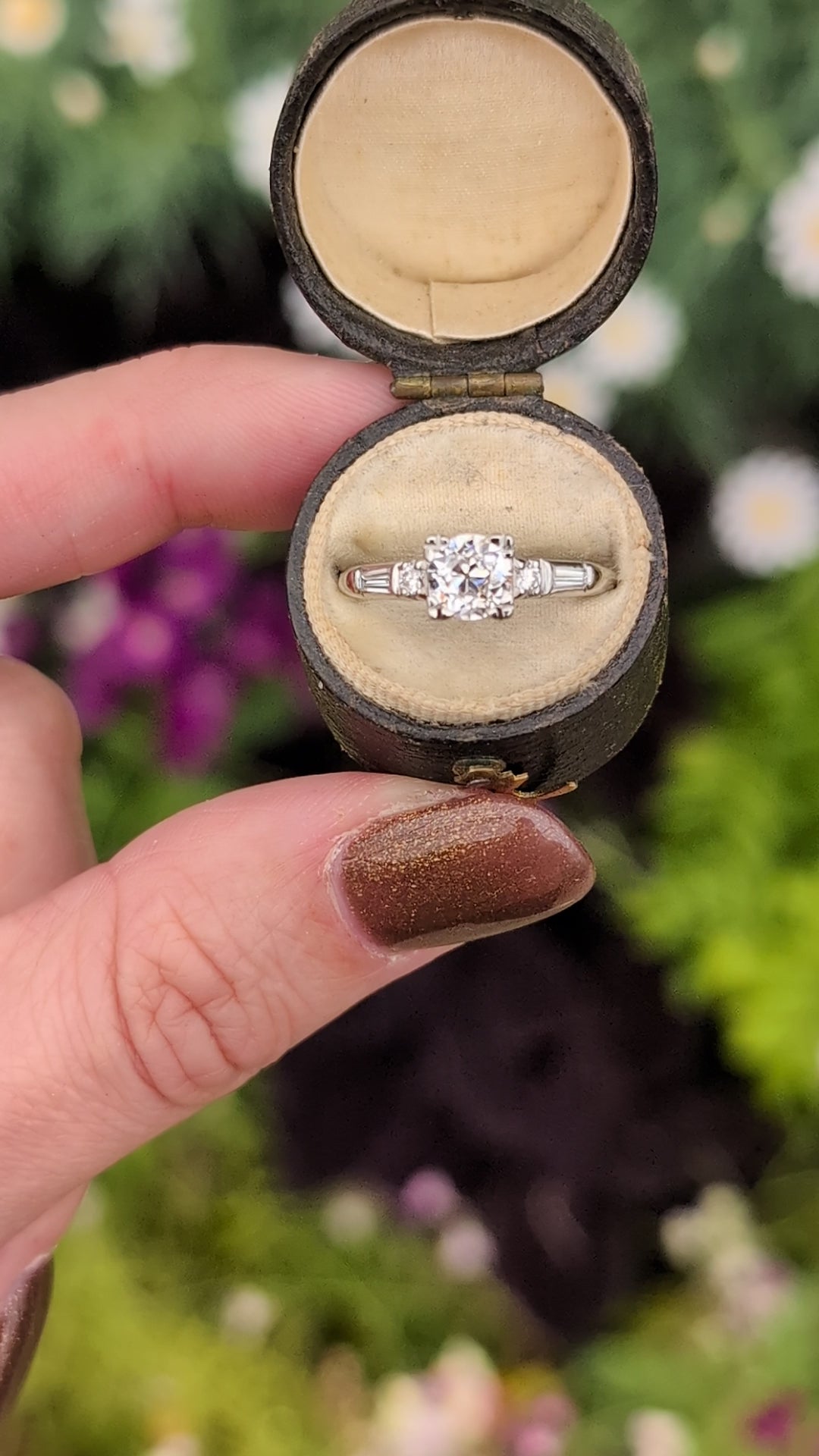 VINTAGE OLD EUROPEAN CUT ENGAGEMENT RING PLATINUM ART DECO NATURAL