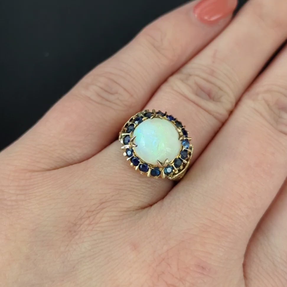 VINTAGE OPAL SAPPHIRE COCKTAIL RING 18k YELLOW GOLD HAND ENGRAVED HALO ESTATE