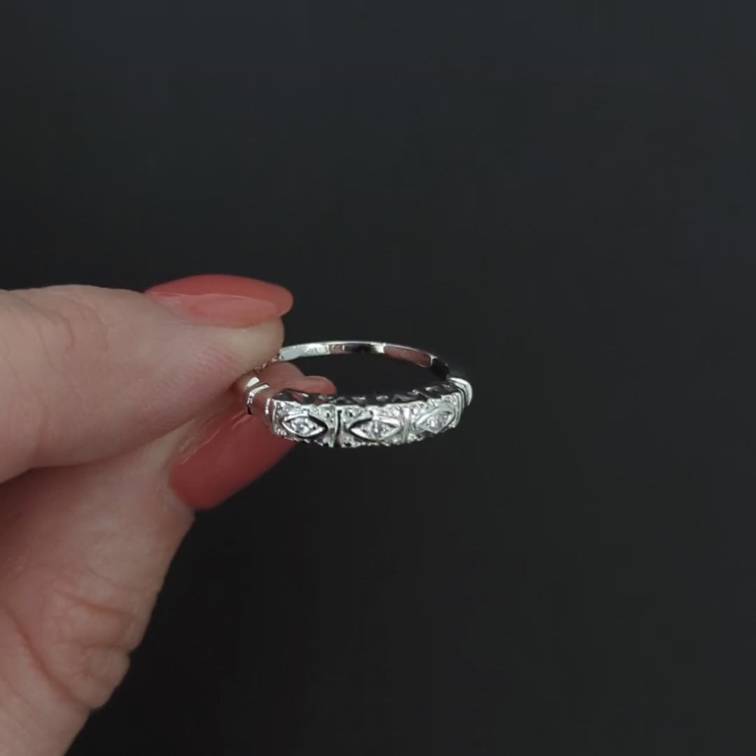 VINTAGE DIAMOND 14k WHITE GOLD WEDDING BAND STACKING RING CLASSIC RETRO ESTATE