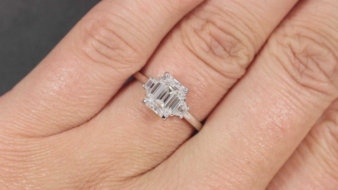 1.91ct DIAMOND ENGAGEMENT RING GIA CERTIFIED G VS1 PLATINUM 3 STONE EMERALD CUT
