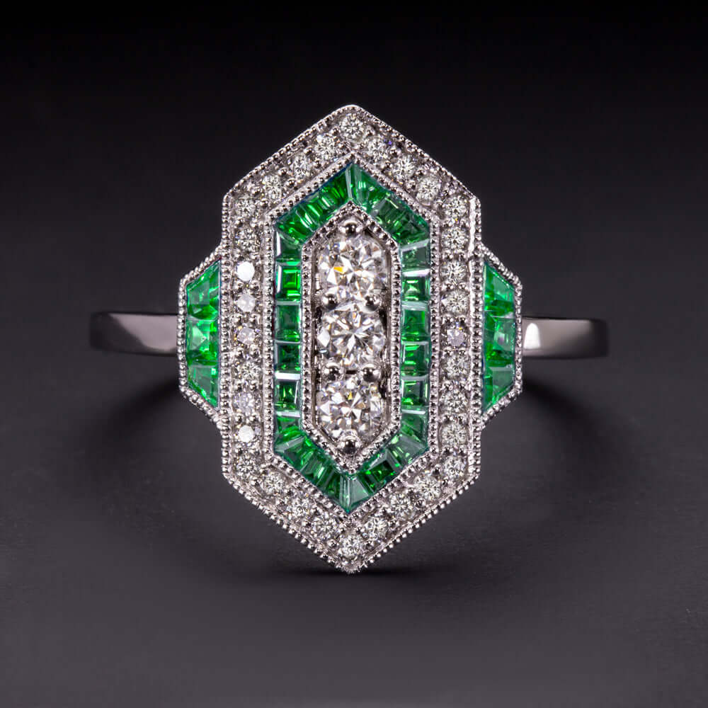 Art deco diamond and emerald ring Clearance