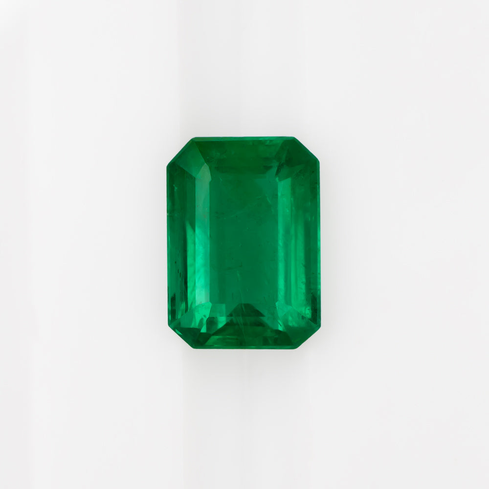 GIA CERTIFIED EMERALD CARAT EMERALD SHAPE CUT NATURAL GREEN
