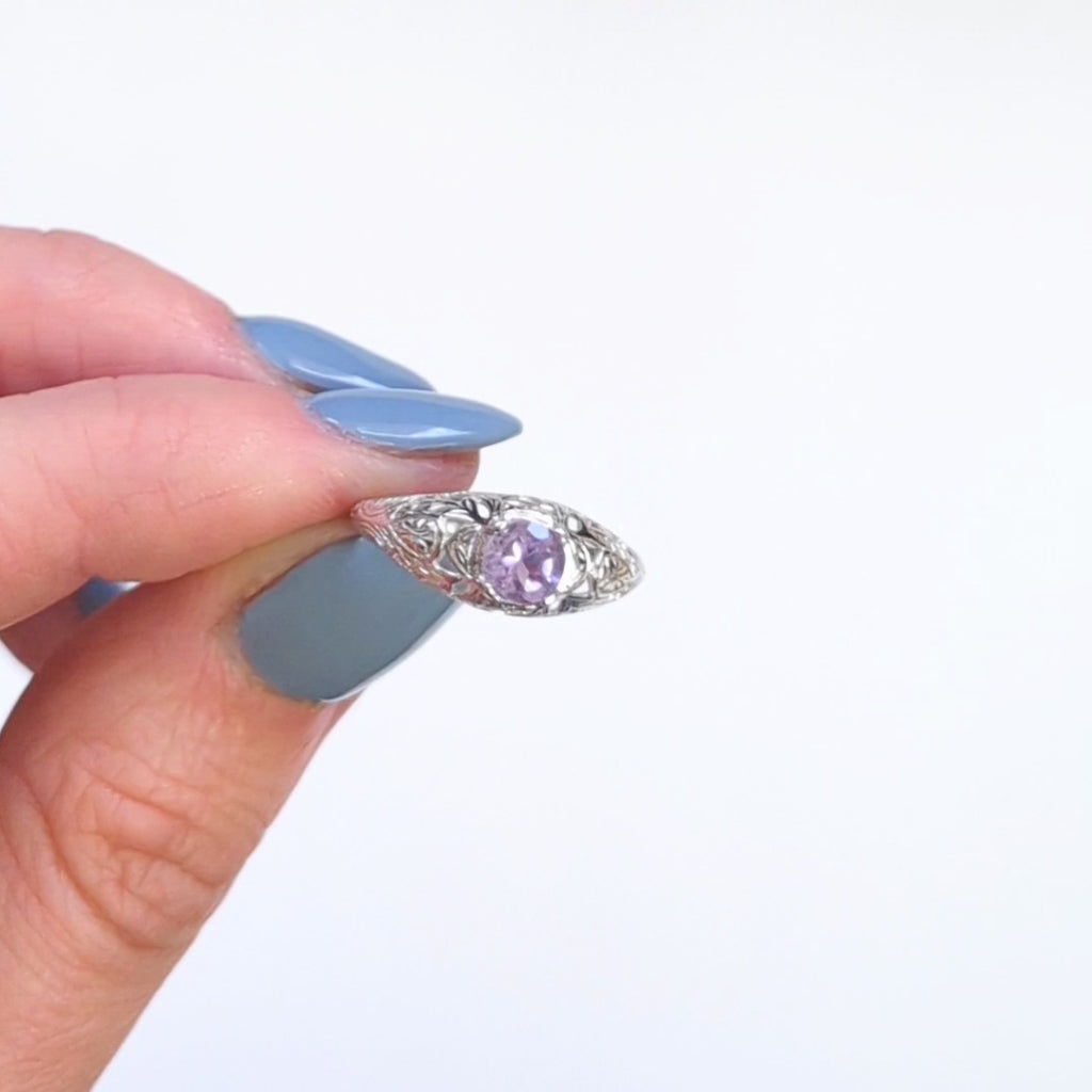 RHODOLITE GARNET STERLING SILVER VINTAGE STYLE SOLITAIRE RING FLORAL PINK PURPLE