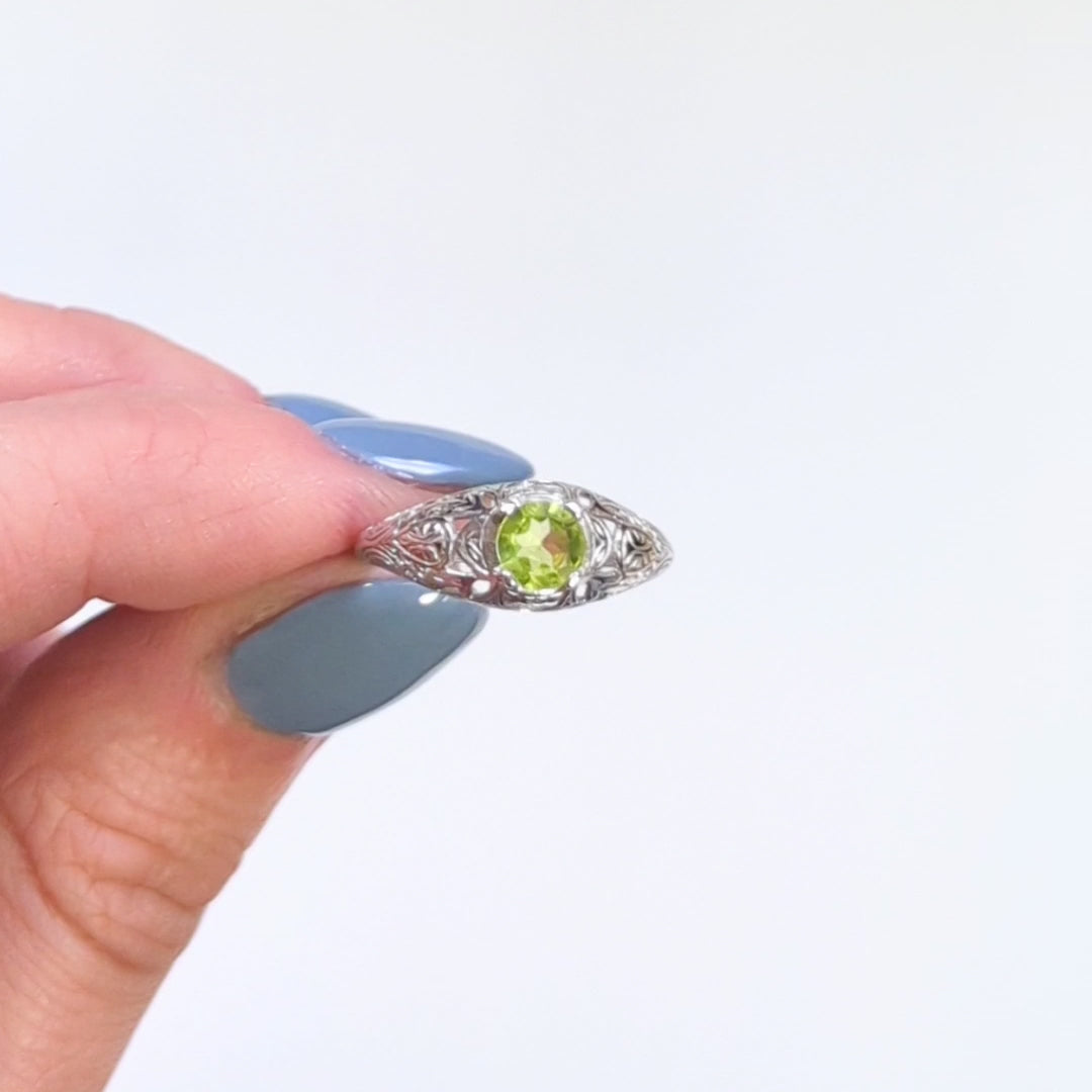 SWISS BLUE TOPAZ STERLING SILVER VINTAGE STYLE SOLITAIRE RING FLORAL PROMISE