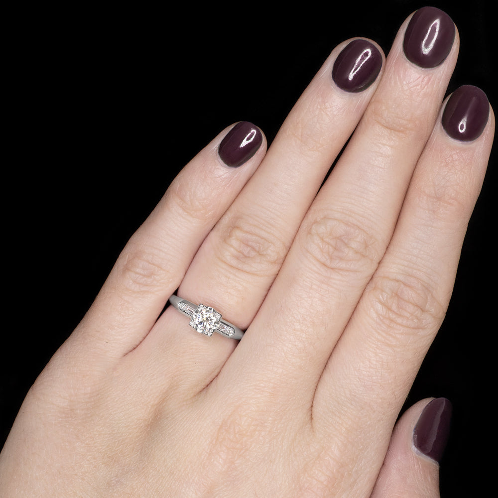 H VS1 VINTAGE DIAMOND 18K ENGAGEMENT RING ROUND CUT ESTATE CLASSIC WHITE GOLD ER