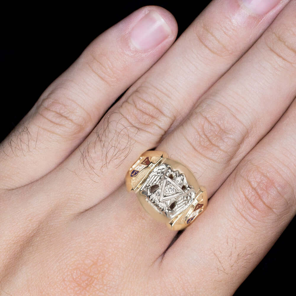 Engagement Rings | Harry Winston