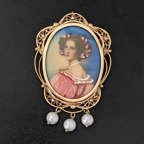 HAND PAINTED VINTAGE PORTRAIT PENDANT 14K YELLOW GOLD PEARL FILIGREE NECKLACE
