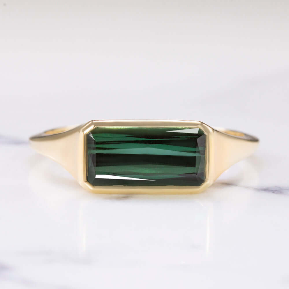 Pear dark green tourmaline leaf three stone ring – Oore jewelry