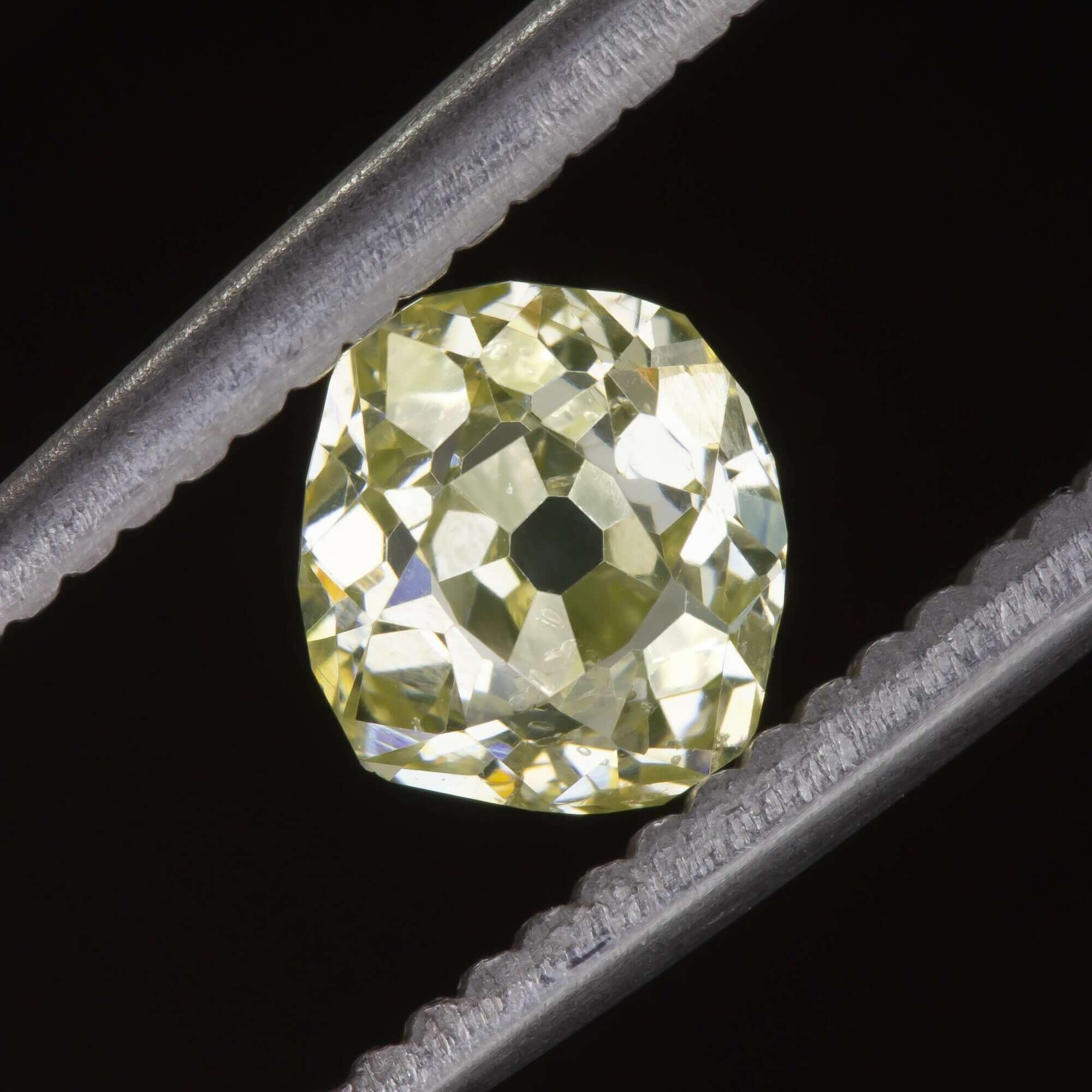 0.84ct ANTIQUE LIGHT YELLOW OLD MINE CUT DIAMOND VINTAGE CUSHION LOOSE NATURAL